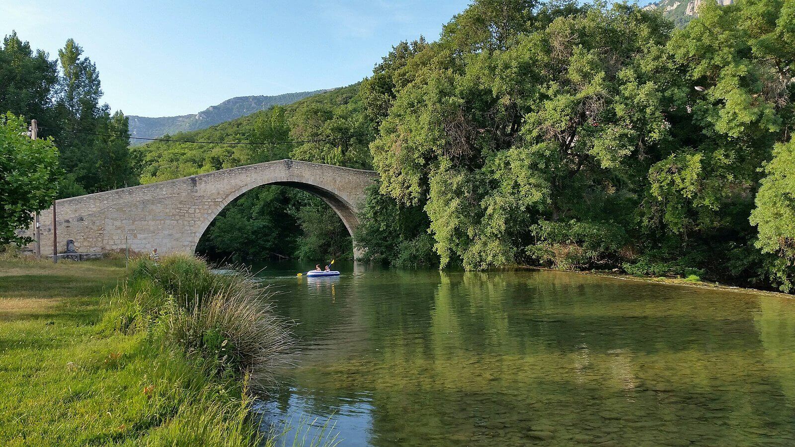 Playa fluvial de Artavia